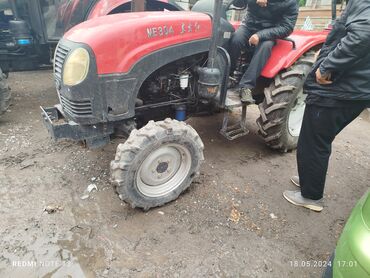 насос на трактор: Трактор юто 304 
2013