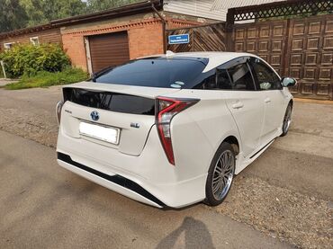 Спойлеры: Задний спойлер Toyota 2017 г., Б/у, Аналог — 4