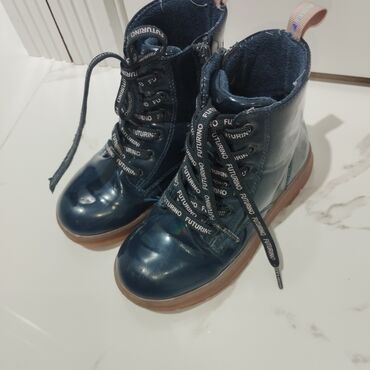 Детская обувь: Детская обувь на девочку . 1.Демисезонные ботинки 400сом размер 30 — 12