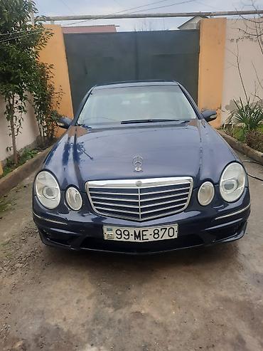 Mercedes-Benz: Mercedes-Benz E-Class: 2.7 l | 2002 il Sedan — 4