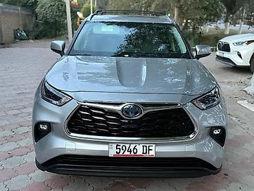 вдоль реки: Toyota Highlander: 2020 г., 2.5 л, Автомат, Гибрид, Кроссовер — 2