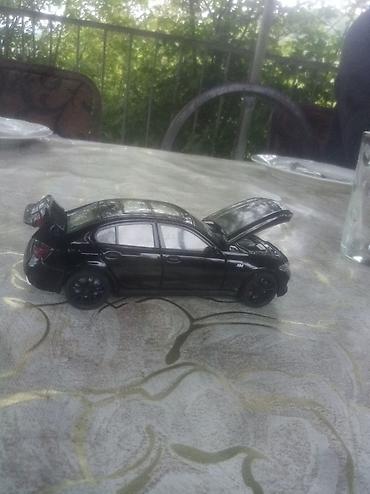 model 1: BMW 320i die-cast model maşın - Rəng: qara, parlaq örtük - Miqyas — 6