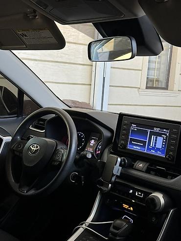 делаем справки: Toyota RAV4: 2019 г., 2.5 л, Автомат, Бензин, Кроссовер — 5
