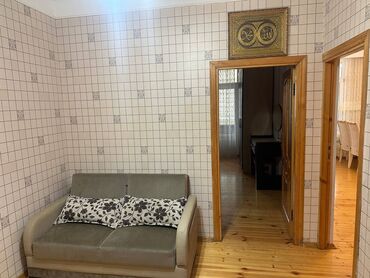 Uzunmüddətli kirayə mənzillər: Neftçilər metrosu,Nazlı sarayın yanında18 mərtəbənin,4-cü — 12