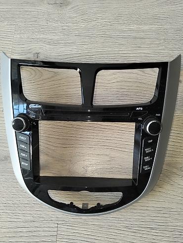radio usb bluetooth: Salam tam orijinaldır.Hyundai orijinal multimedia/radio blokları və ön — 2