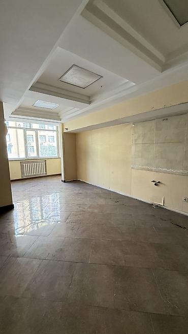 продаю бишкек: 🏢 ПРОДАЁТСЯ КОММЕРЧЕСКОЕ ПОМЕЩЕНИЕ В САМОМ ЦЕНТРЕ БИШКЕКА 📍 — 5