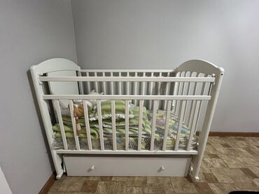 домашние пельмени: Срочно продаю детскую кровать с матрасом и с бортиками