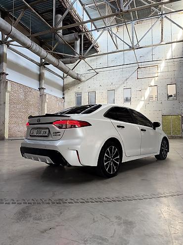 levin corolla: Toyota Corolla: 2021 г., 1.8 л, Автомат, Бензин, Седан — 4