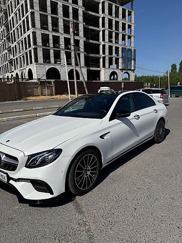 Mercedes-Benz: Mercedes-Benz E-Class: 2018 г. — 15