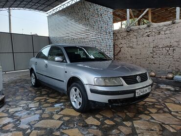 дешёвый машина: Volkswagen Passat: 1998 г., 2 л, Механика, Газ, Седан