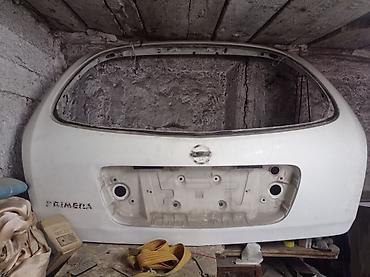 карина универсал: Крышка багажника Nissan, 2002 г., Б/у, Оригинал — 2
