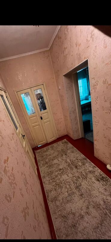 частный дом на аренду: 65 м², 4 комнаты, Парковка, Забор, огорожен