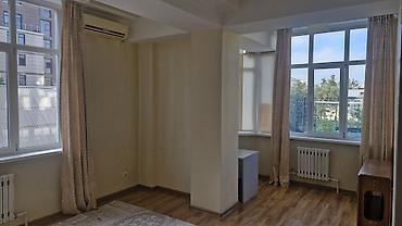 Квартиры: 2 комнаты, 55 м², ул. Московская / Манаса (Белинка) Индивидуалка, 2 этаж, Старый ремонт — 8