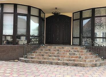 Долгосрочная аренда домов: 600 м², 8 комнат — 26