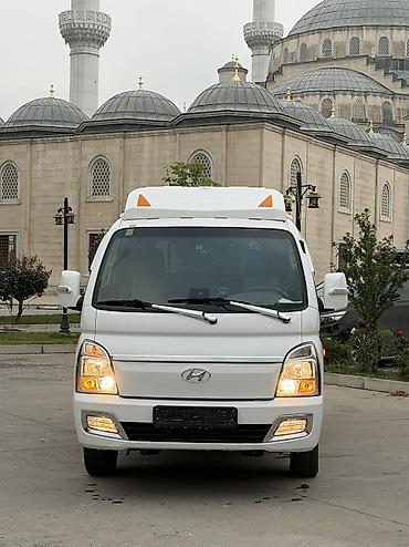 Продажа авто: Hyundai Porter: 2022 г., 2.5 л, Автомат, Дизель — 3