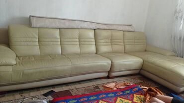 Угловые диваны: Угловой диван, Складной, Трёхместный и более, Кожа
