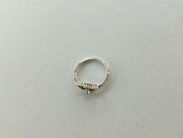 Rings: Ring, Female, condition - Good