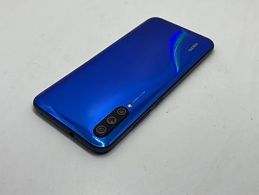 3000 сом телефон: Xiaomi, Mi A3, Б/у, 64 ГБ, цвет - Синий, 2 SIM — 4