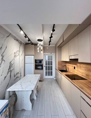 Продажа квартир: 3 комнаты, 75 м², Элитка, 4 этаж, Евроремонт
