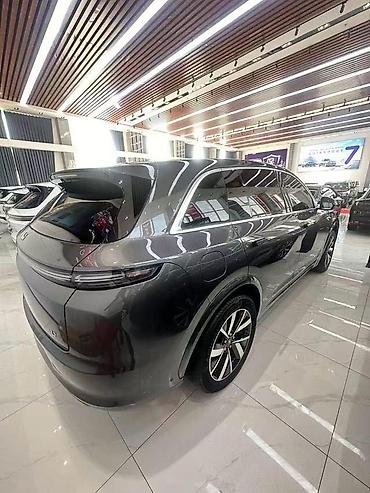 byd гибрид: Lixiang L7: 2023 г., 1.5 л, Робот, Гибрид, Кроссовер — 6