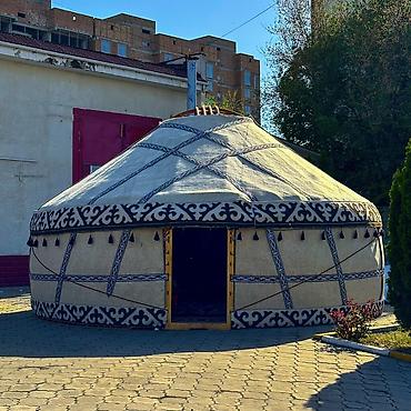 Аренда юрт: Аренда юрты, Каркас Деревянный, 85 баш, Казан, Посуда, С полом — 15