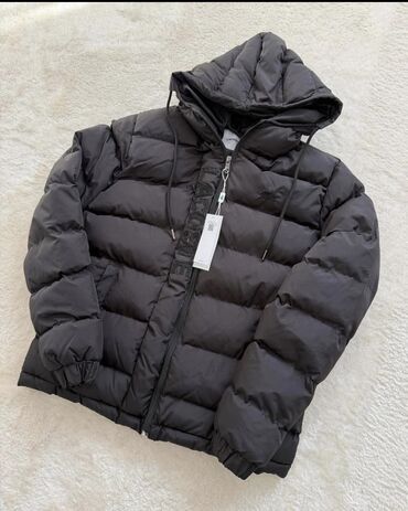 Zimske jakne: Muške jakne debele zimske S,M,L,XL,XXL veličine za samo 7500 din
pb — 5