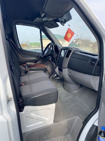 Mercedes-Benz: Mercedes-Benz Спринтер: 2010 г., 2.2 л, Механика, Дизель, Бус — 7