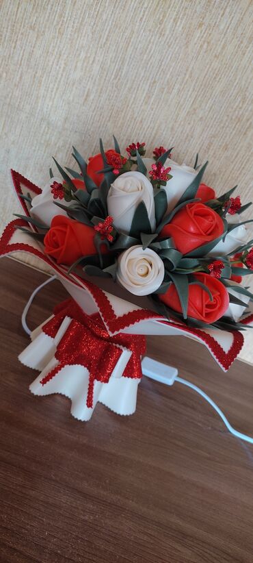 подарок на 14 февраля любимому: Роза светильник, вечные розы 🌹🥀Никогда не завянут. Ручная работа. На
