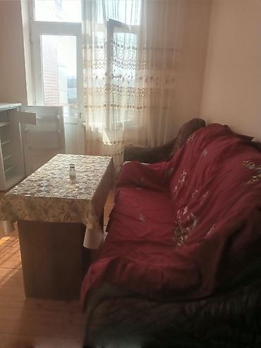 gunəslidə kirayə: Kirayə verilir: mebellı 1 otaqlı mənzil - mətbəxi, 1 otaqı, - Mebel — 1