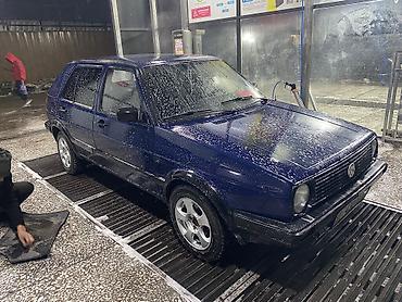 Volkswagen: Volkswagen Golf: 1990 г., 1.8 л, Механика, Бензин, Хэтчбэк — 16