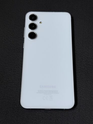 лидер мобайл бишкек телефон: Samsung Galaxy A55, Колдонулган, 256 ГБ, түсү - Ак, 1 SIM, eSIM