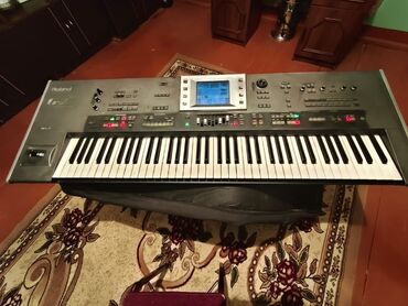 Другая аудиотехника: ROLAND G70 NORMAL VEZIYETDE GOTUR GET TOYA REAL ALICILAR NARAT ELESIN