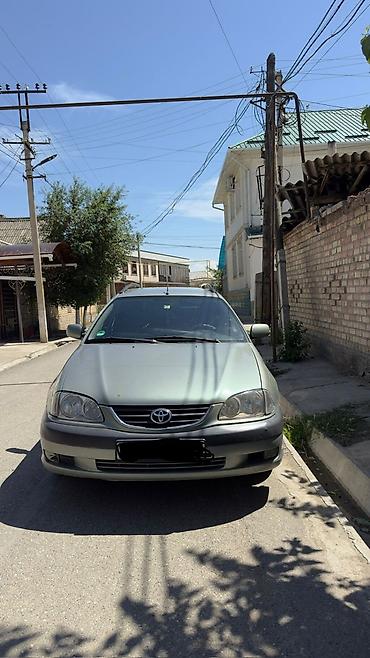 sonata d8: Toyota Avensis: 2002 г., 1.8 л, Механика, Универсал — 1