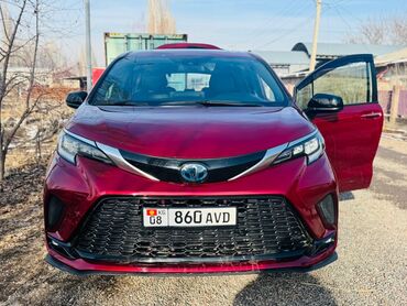 Toyota: Toyota Sienna: 2022 г., 2.5 л, Автомат, Гибрид, Минивэн — 2