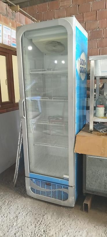 Soyuducu avadanlığı: Su vitrin soyuducu 550 Azn. Ideal veziyyetde. Unvan Baki. Shirin x — 1