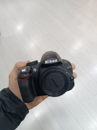 nokia 3100: Nikon 3100 body problemsizdi