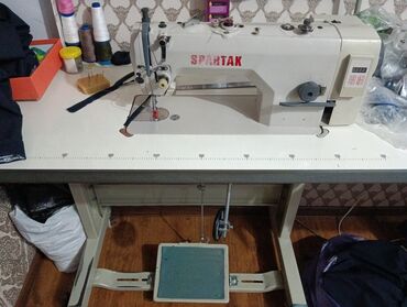 бу швейная машинка: Продаю швейную машину модель Спартак состояние отличное бу