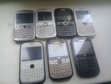 kredit telefonlar tek sexsiyyet vesiqesi ile: Samsung E2222 Duos, rəng - Boz, Düyməli