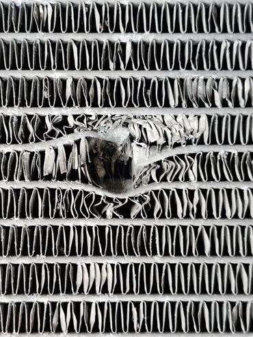 Радиаторы: Радиатор Hyundai Pony / Excel / Scoupe, 1992г.в. Оригинал б/у, из — 3