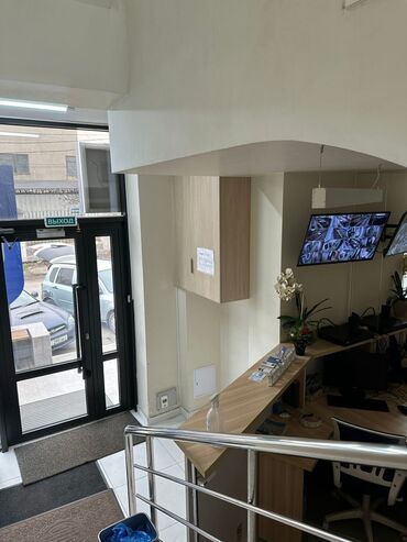 Медицинские и массажные кабинеты: Сдаю Кабинет Для гинеколога, Для косметолога, Для массажиста, В административном здании, 24 м², Долгосрочно, С системой безопасности, С юридическим адресом — 6