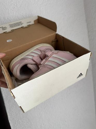 Жаш балдардын бут кийими: Детские кроссовки adidas Original модель с двумя липучками. - — 4