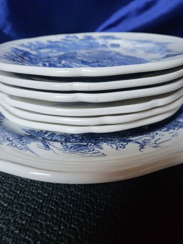 Kuhinjski setovi: Servis za torte,kolace engleski Enoch Wedgwood iz 70ih. Servis je — 10