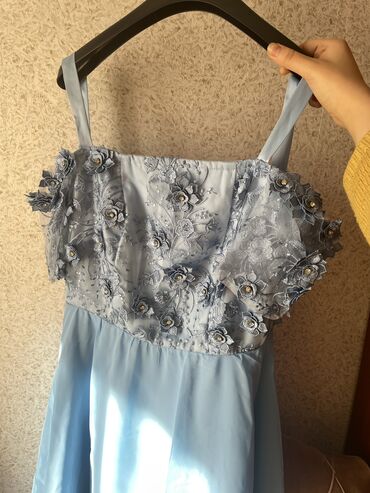 vecerni donlar instagram: Вечернее платье, M (EU 38)