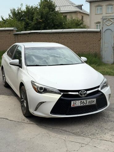 продам срочно машину: Срочно продаю Toyota Camry 55 XSE. 2014 г.в. Объем 2.5 Американец