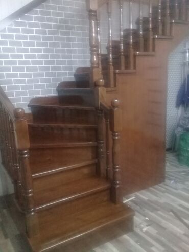 Обшивка лестниц: Обшивка лестниц Материал: Шпон, Гарантия — 9