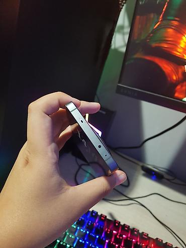 mate 20: OnePlus 13R, Б/у, 256 ГБ, цвет - Серый, 2 SIM — 5