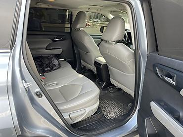 купить гибридный автомобиль: Toyota Highlander: 2022 г., 2.5 л, Автомат, Гибрид, Кроссовер — 5