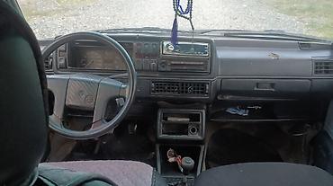 Volkswagen: Volkswagen Golf: 1987 г., 1.8 л, Механика, Бензин, Хэтчбэк — 4