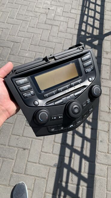 магнитола на хонда: Б/у, 2-DIN, 10 ", Без системы, 4 ГБ ОЗУ, Без встроенной памяти Гб ПЗУ