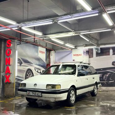 Volkswagen: Volkswagen Passat: 1992 г., 1.8 л, Механика, Бензин, Универсал